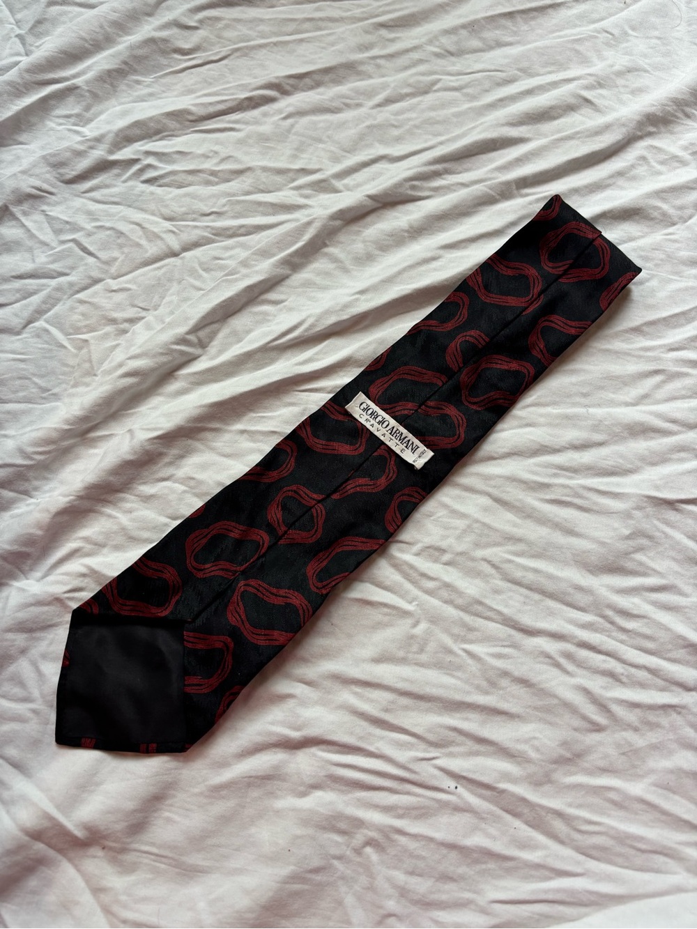 Giorgio Armani Black Silk Tie with Burgundy Wave Motif